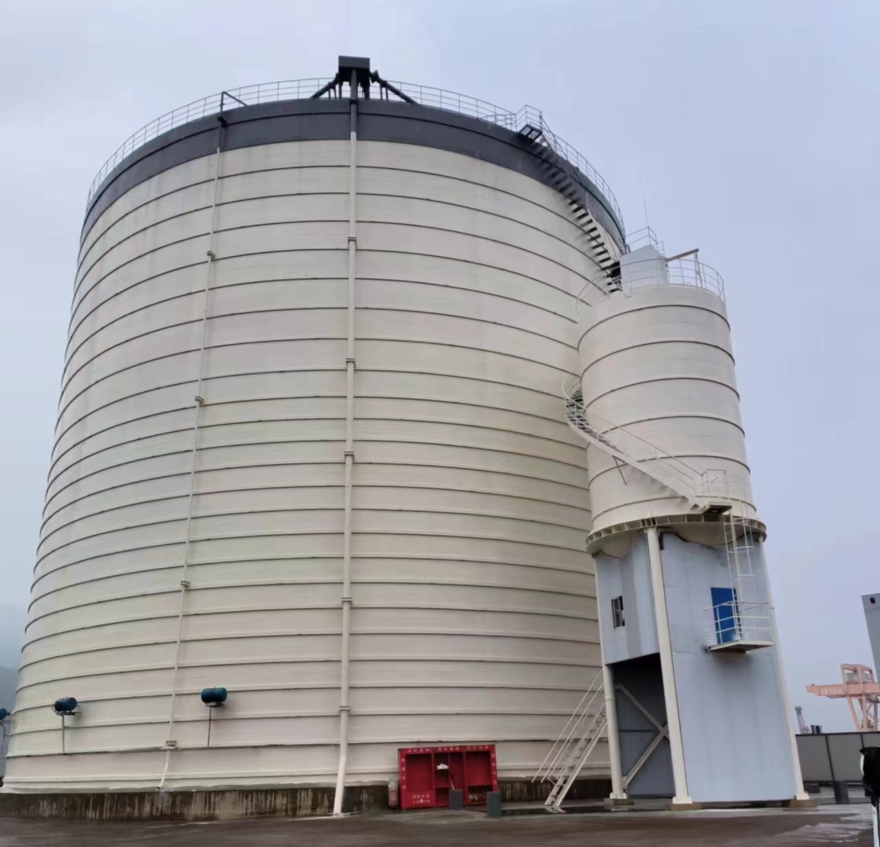 武江10万吨水泥钢板库